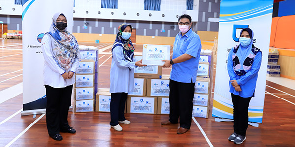 Collaboration-with-Johor-Port-Authority-on-Contribution-of-Medical-Essentials-for-The-Bukit-Indah-OSAC-Center.jpg