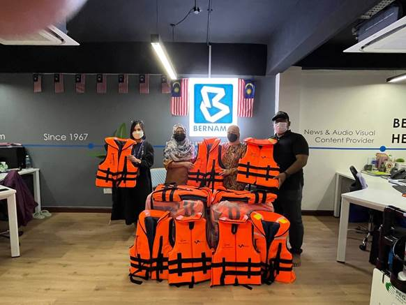 ptp-donate-jacket.png ptp-donate-jacket.png